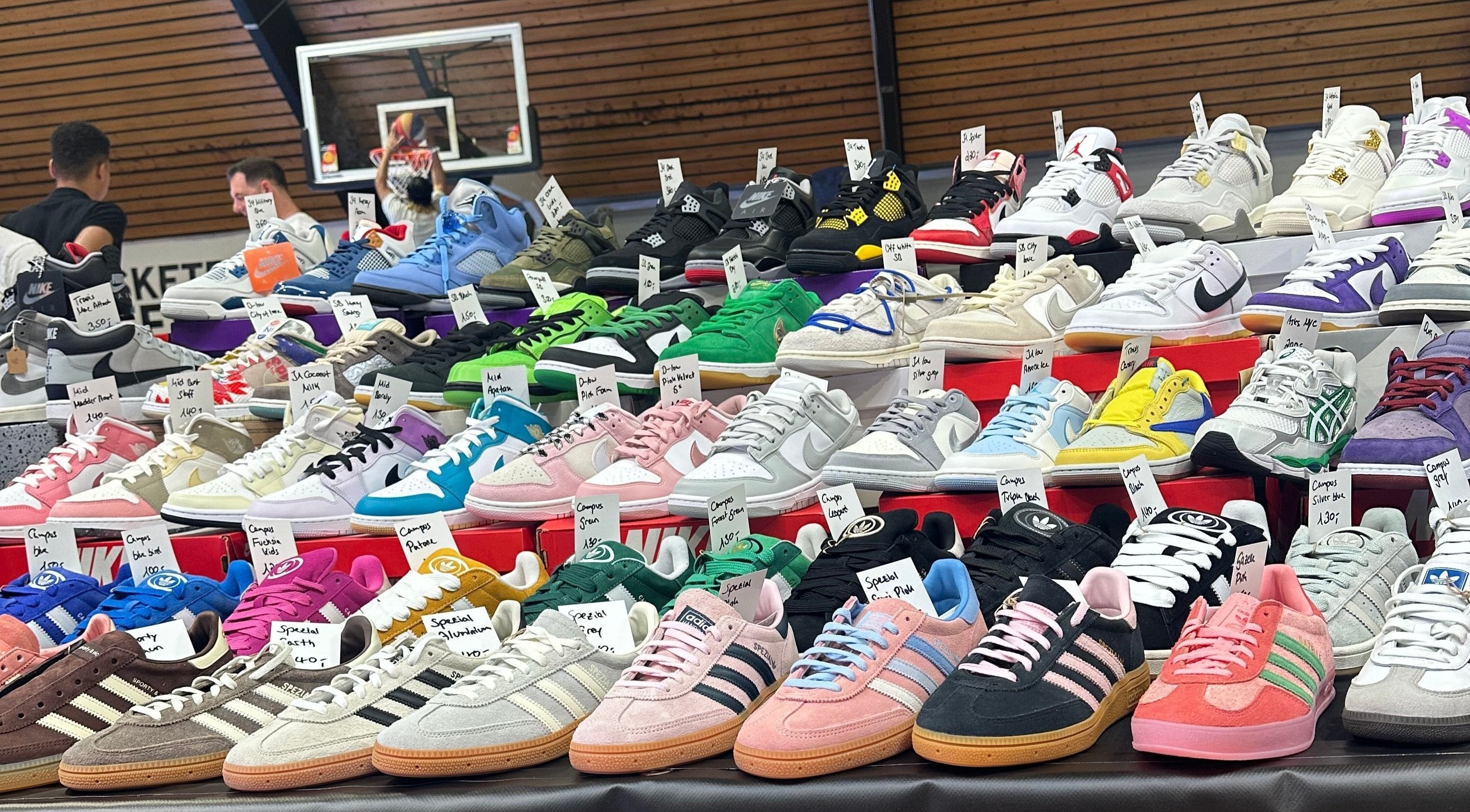Sneakers Messe