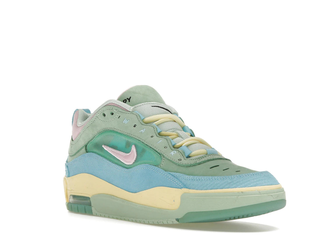 Sneaker